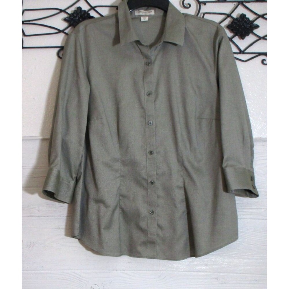 Coldwater Creek No Iron Button Up Top Women's Size XL Green Long Sleeve